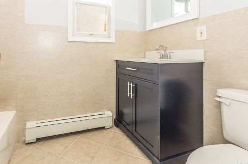 136 Bishop Rd, Babylon NY  11704-5246 exterior