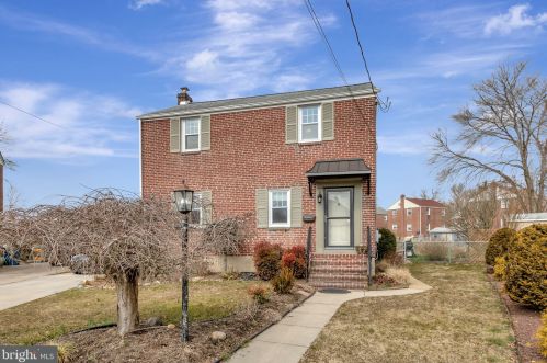 12 Vilone Pl, Wilmington, DE 19805-2049