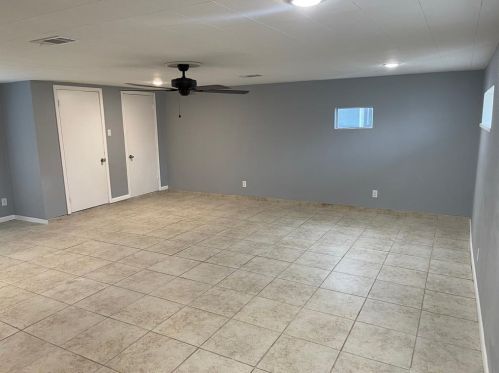 2911 Bryn Mawr Dr, Irving TX  75062-8901 exterior