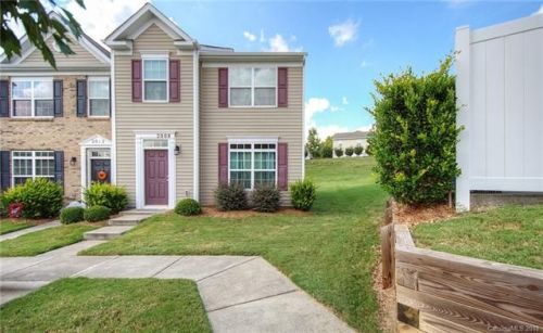 2008 Aston Mill Pl, Charlotte, NC 28273-4072
