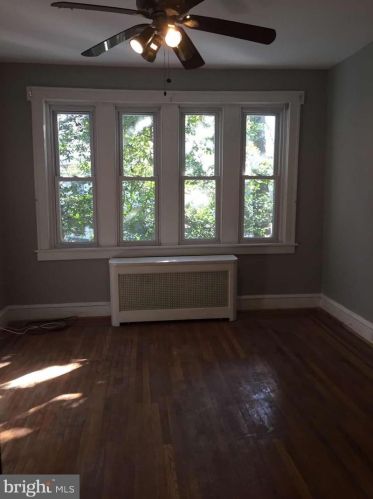 412 Maple Ave, Camden NJ  08106-2055 exterior