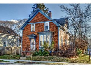 157 6th St, Providence, RI 02906-3733