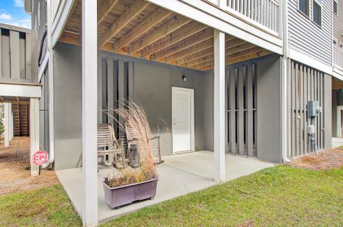 610 Mclernon Trce, Johns Island SC  29455-7815 exterior