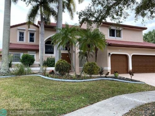 1345 173rd Way, Hollywood, FL 33029-4823