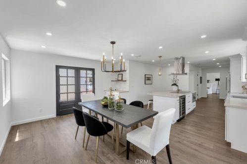 3586 Lathrop Ave, Simi Valley CA  93063-1119 exterior