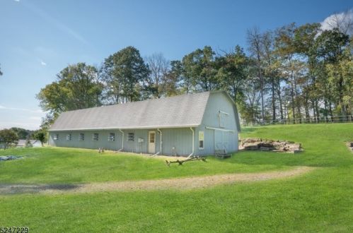 55 Hunts School Rd, Fredon NJ  07860-5405 exterior