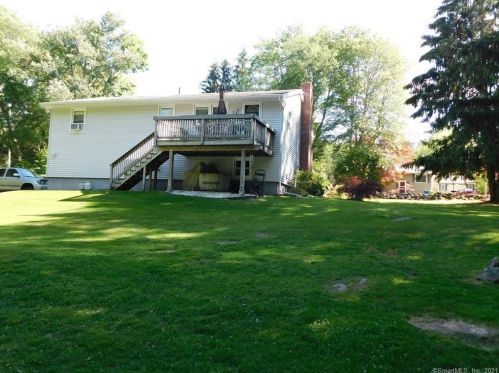 82 Cemetery Rd, Colchester CT  06415-2404 exterior