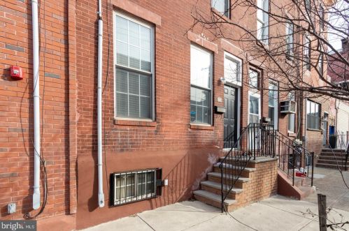 1417 Dickinson St, Philadelphia PA  19146-4816 exterior