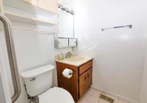 204 Green Tree Ln, Bellefontaine OH  43311-2734 exterior