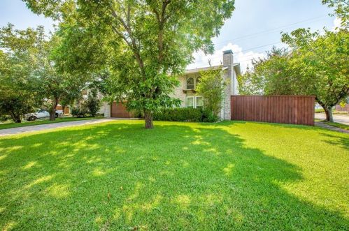 7 Justin Ct, Richardson TX  75081-2538 exterior