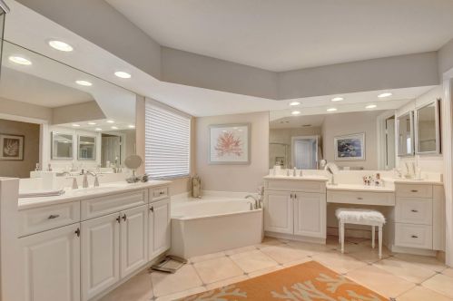 7956 Via Grande, Boynton Beach FL  33437-7520 exterior