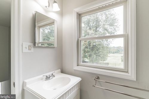 2746 Old Welsh Rd, Willow Grove PA  19090-3934 exterior