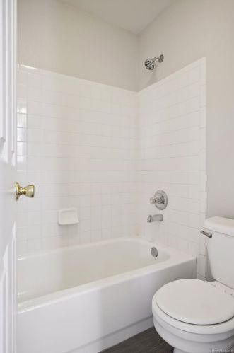 1917 King St, Denver CO 80219-5354 exterior