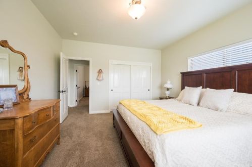 660 Avocet Way, Pismo Beach CA  93420-5571 exterior