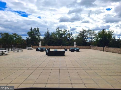 3709 George Mason Dr, Falls Church VA  22041-3760 exterior