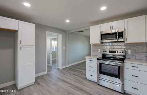 11322 Duluth Ave, Youngtown, AZ 85363-1327