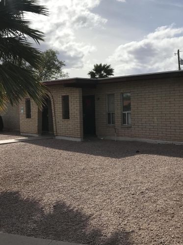 1134 April Cir, Mesa, AZ 85203-4783
