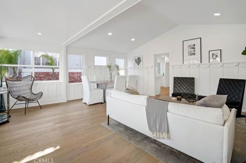 307 Fernando St, Newport Beach CA  92661-1236 exterior