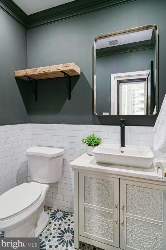 1311 Christian St, Philadelphia PA  19147-3610 exterior