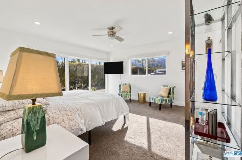 1840 Sandcliff Rd, Palm Springs CA  92264-4844 exterior