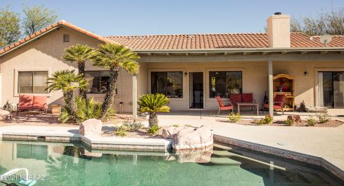 9485 Harrison Park Dr, Tucson, AZ 85749-8118