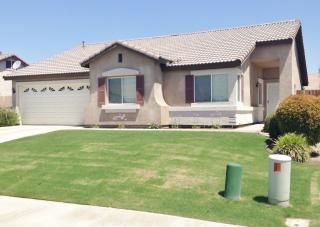 1108 Valdes Ct, Bakersfield, CA 93307-6053