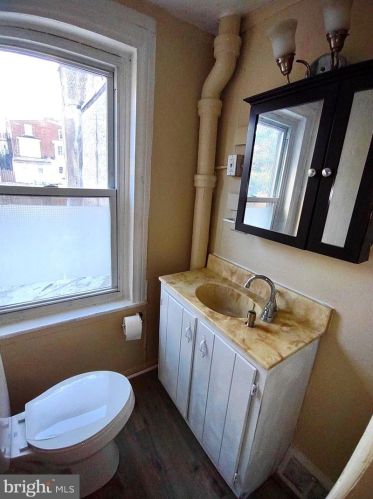 630 Cherry St, Norristown PA 19401-3802 exterior