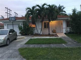 18249 139th Ct, Miami, FL 33177-2799