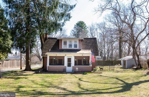 2316 Walnut Ln, Wilmington, DE 19810-4245