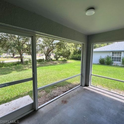 10625 Windsmont Ct, Lehigh Acres FL 33936-7267 exterior