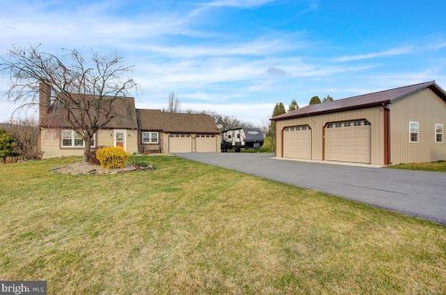182 Bleile Rd, Krumsville, PA 19534-9125