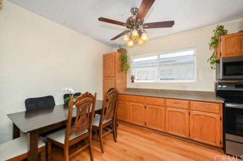 6130 Gardenia Ave, Long Beach, CA 90805-3618