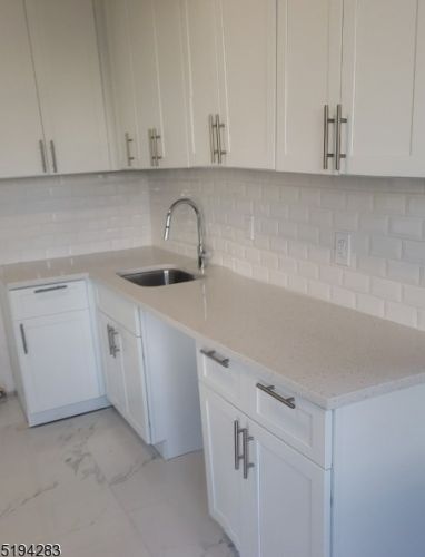 95 Greenwood Ave, East Orange, NJ 07017-5153