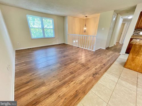 3324 Rollingwood Dr, Woodbridge VA  22192-4430 exterior