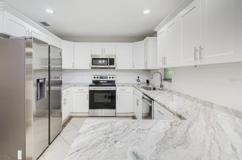 4131 Cindy Rd, Lakeland, FL 33810-5444