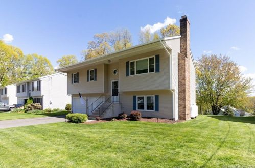 62 Medford St, Bristol, CT 06010-3677