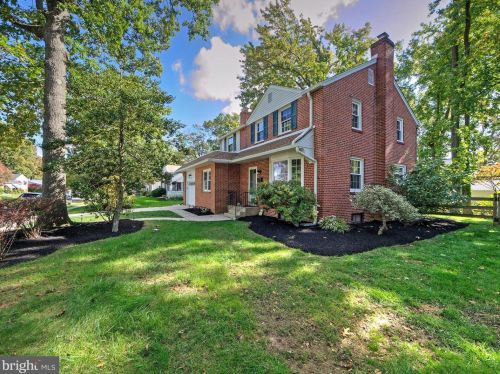 216 Wellington Rd, Wilmington, DE 19803-3139