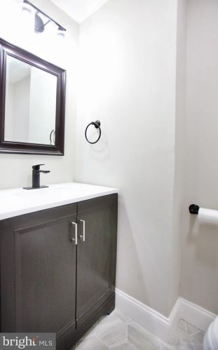 922 Grn St, Norristown PA 19401-3914 exterior