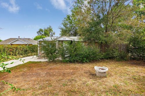 620 Newton St, Denver, CO 80219-2632