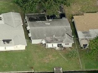 6760 Dogwood Dr, Hollywood FL  33023-4849 exterior