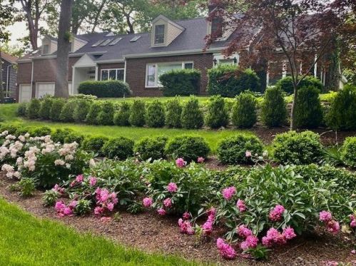 1502 Del Vista Dr, Valpo, IN 46385-3322