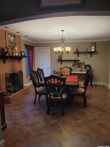 54 Oleeta Rd, Mount Sinai NY  11766-2507 exterior