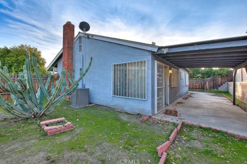 2379 Mountain Woods St, Colton CA  92324-4536 exterior