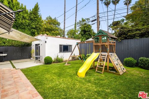 12212 Hillslope St, North Hollywood CA  91604-3603 exterior