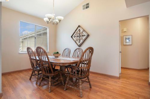 5339 Lakespring Dr, Oakley CA  94561-3142 exterior