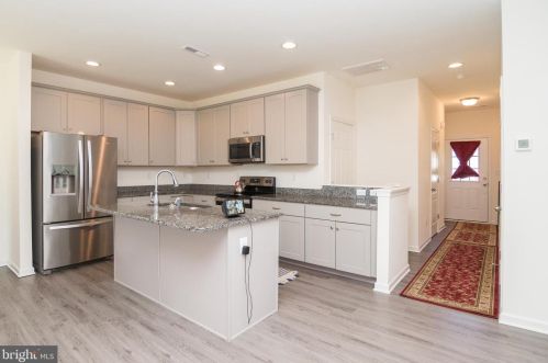 215 Tea Party Trl, Dover DE  19901-8881 exterior