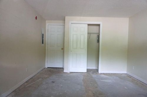 31 Devereux St, Providence RI  02909-5551 exterior