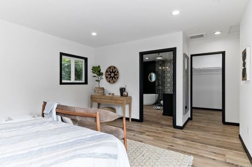 5230 El Cedral St, Long Beach CA  90815-3904 exterior