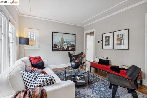 668 Jean St, Oakland CA  94610-1410 exterior