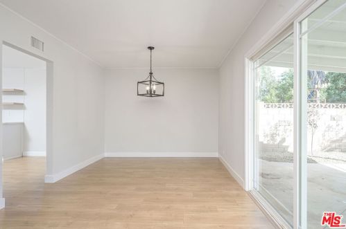 1650 Ona Cir, Simi Valley CA  93063-4540 exterior